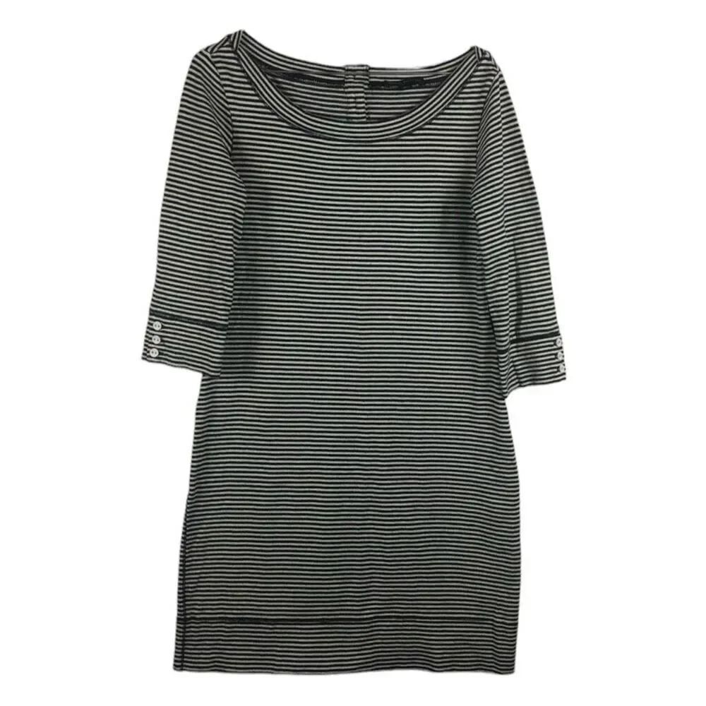 Banana Republic Women's navy & cream stripe dress size Small